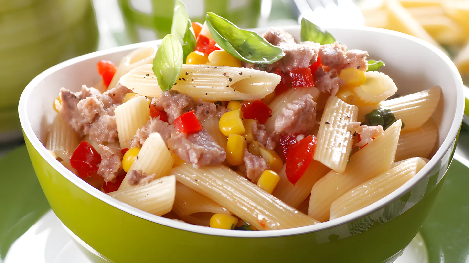 Cena in 30 minuti: pasta al tonno con verdure