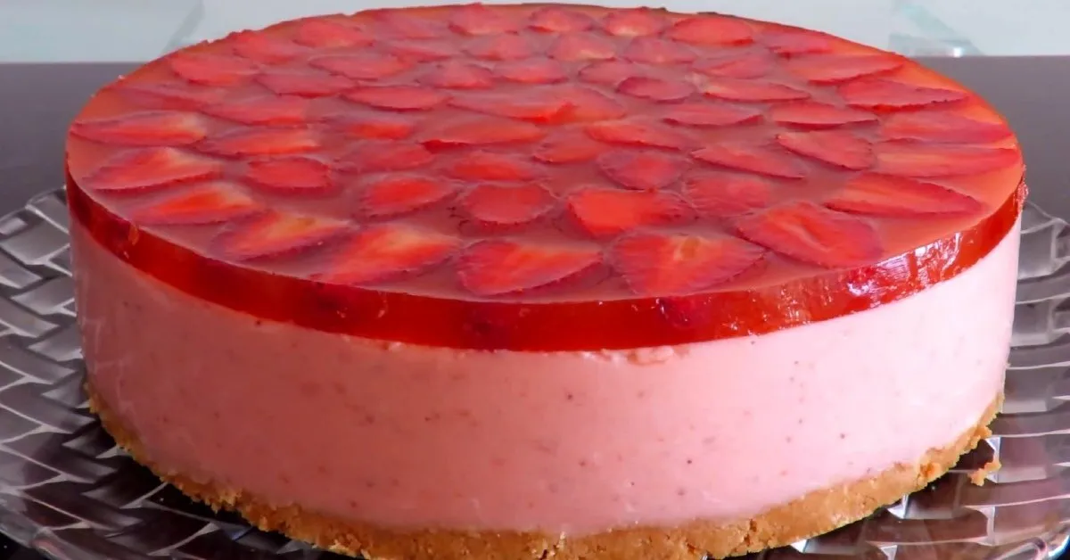 Cheesecake alle fragole senza cottura