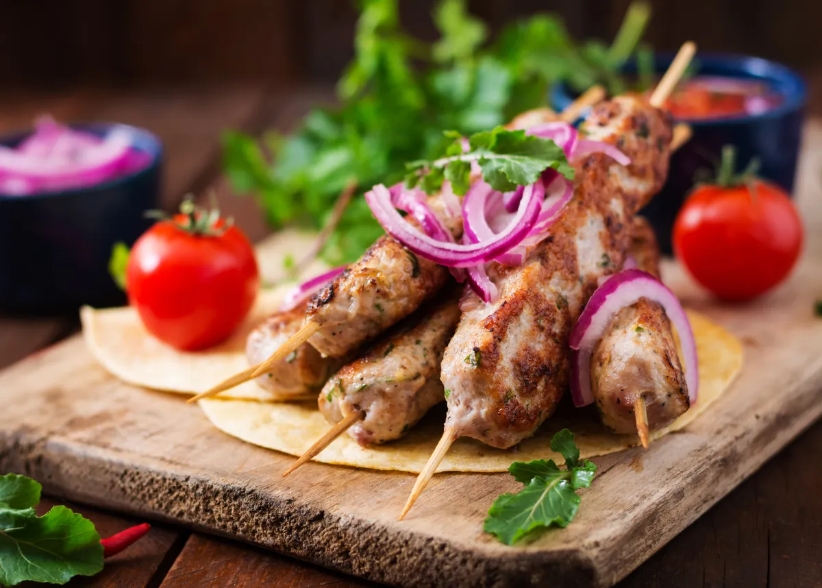 Il piatto del giorno - succulento kebab di lulia in padella