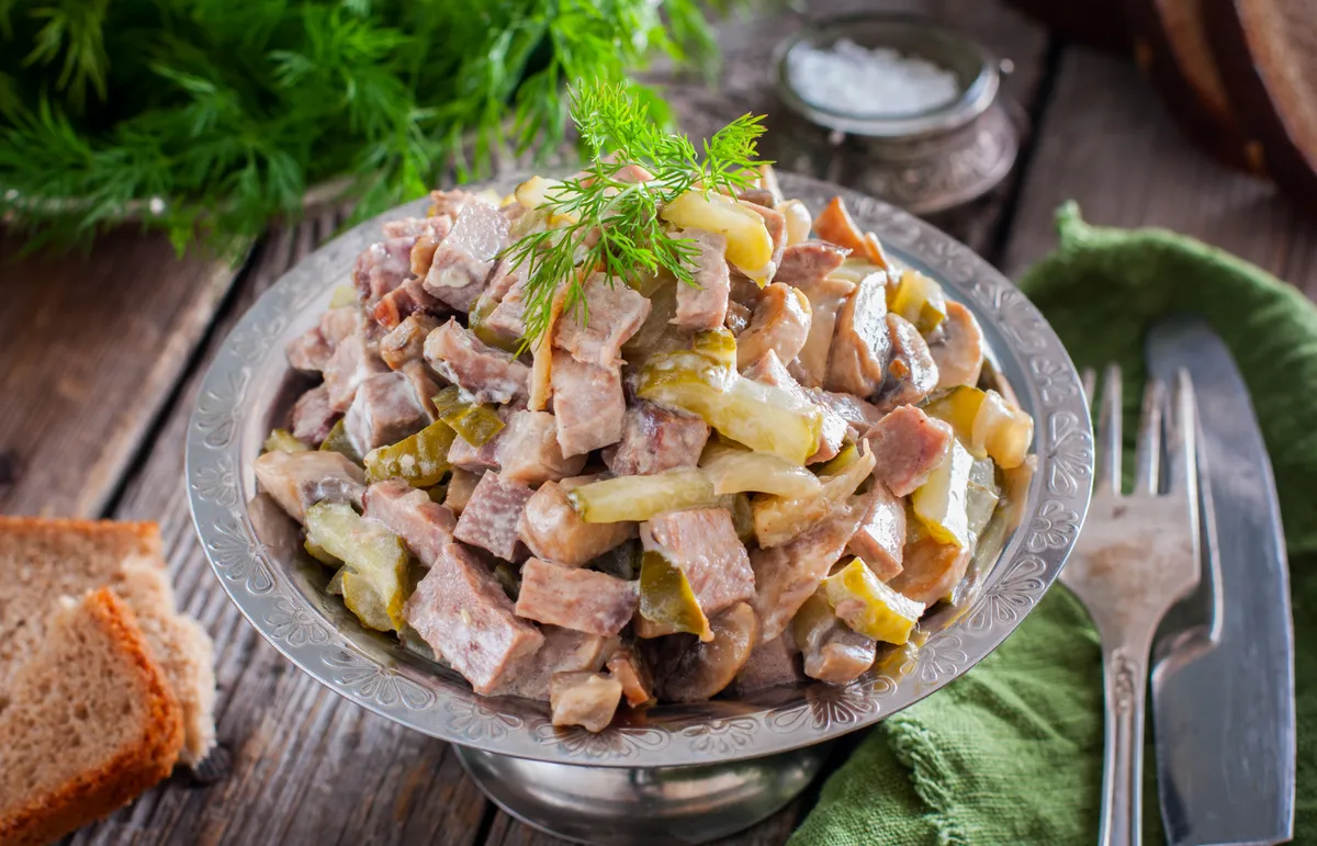 Insalata di Caterina con lingua di manzo: deliziosa e veloce da preparare