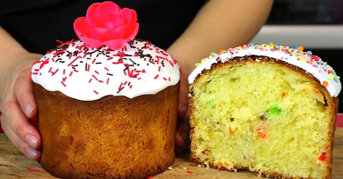 kulich georgiano con frutta candita