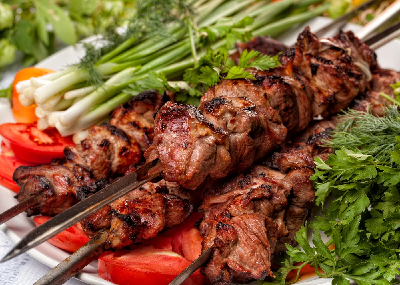 Shashlik: la storia di un piatto popolare e come cucinarlo