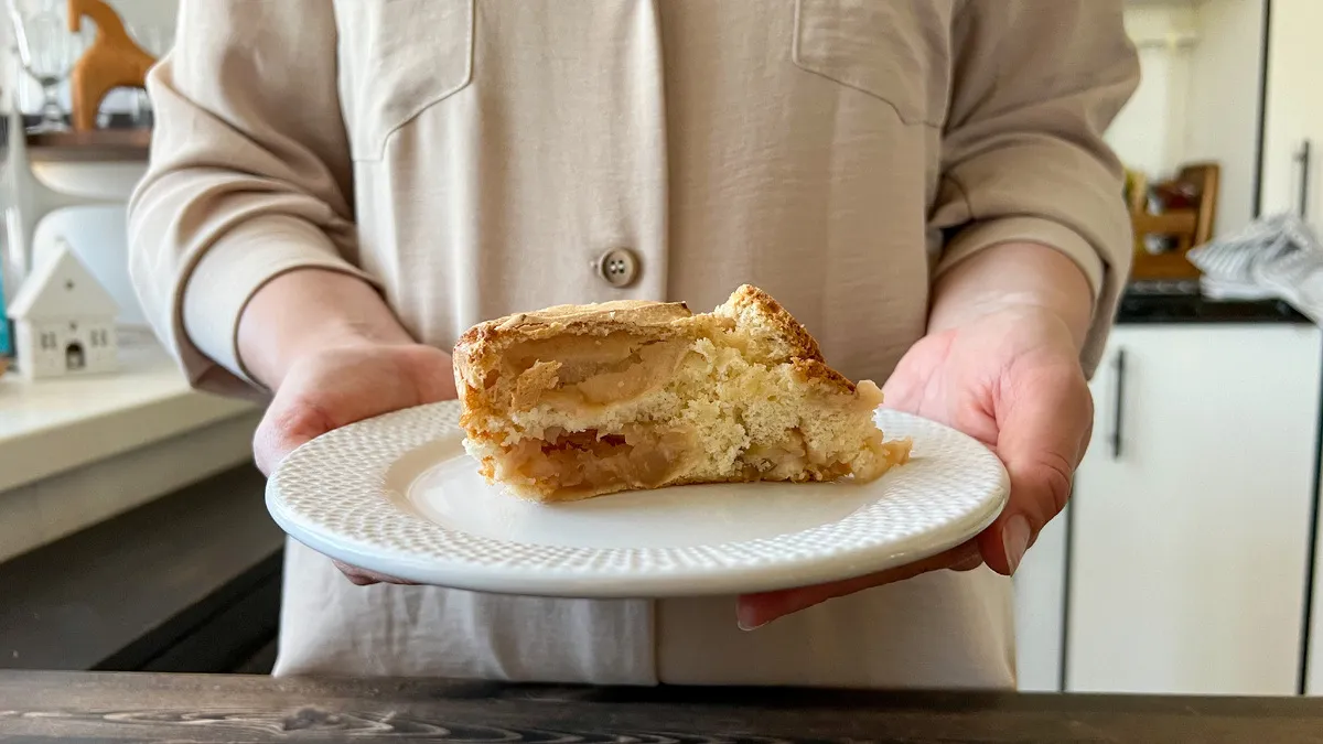 Soffice e non cade: Charlotte secondo la ricetta della nonna