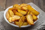 Marinata perfetta per patate al forno, che si prepara molto spesso