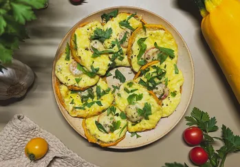 Anelli di zucchine con formaggio e aglio