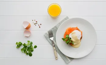 Regalati una colazione da re: come cucinare le Eggs Royale