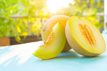 Una delizia dolce e salutare: i benefici del melone